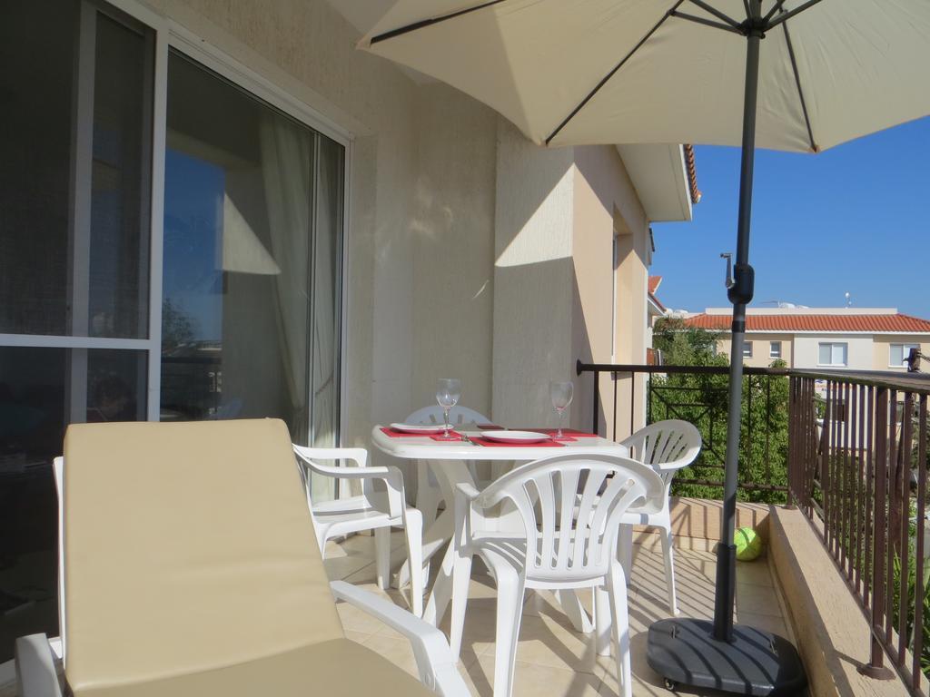 Melania Apartment Paphos Exterior foto